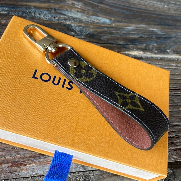 Louis Vuitton Accessories Louis Vuitton Lanyard Key Charm New